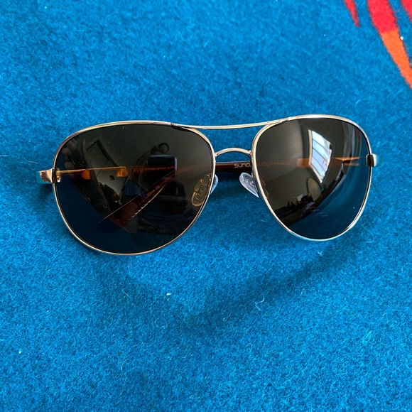 SUNCLOUD Accessories - suncloud brown and gold aviator sunglasses
